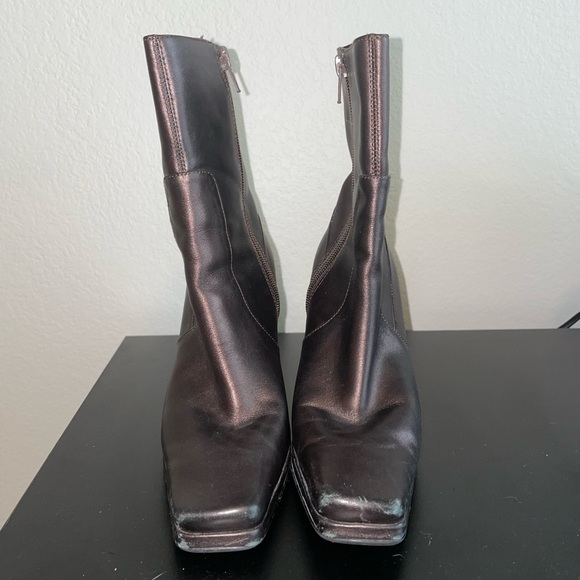 Nine West heeled booties - Picture 3 of 8